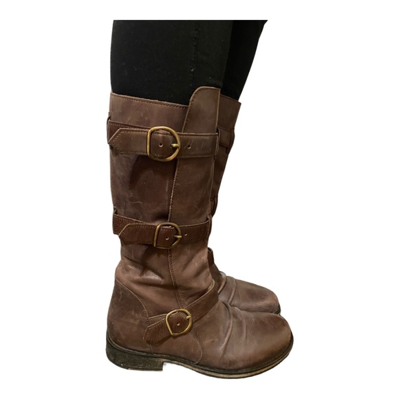 Distressed Leather boots with buckles. Size 37 - Picture 2 of 16